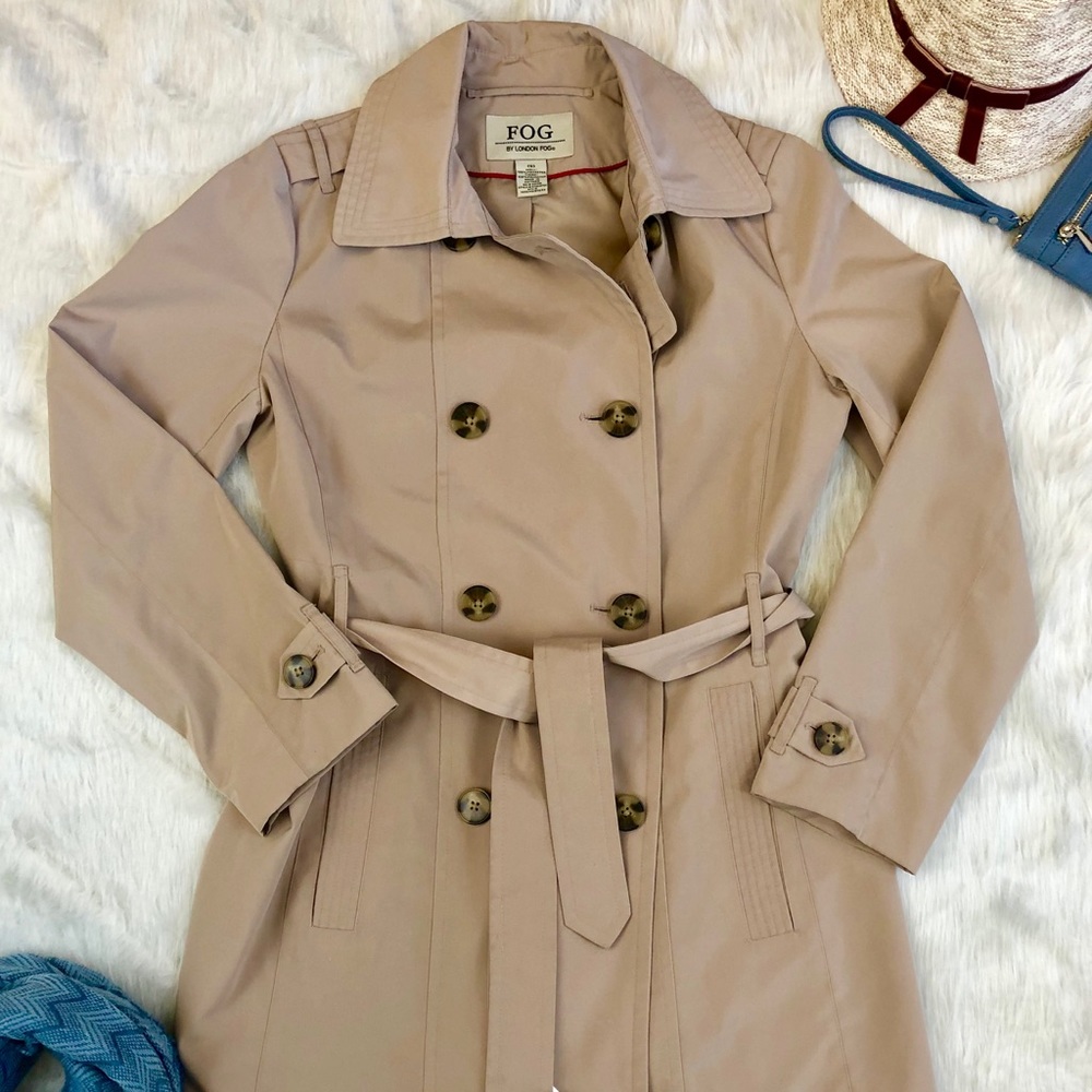 {London Fog} Women's Double Breasted Trench Coat